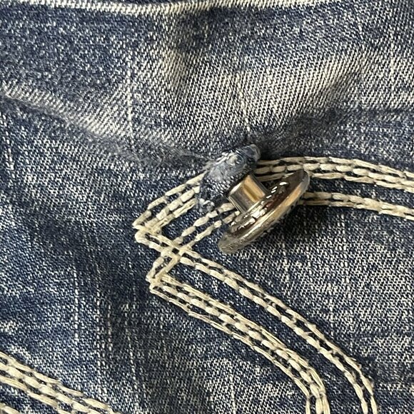 Silver Jeans Womens 28W Blue Suki Surplus Capri Embroidered Flap Pockets Stretch - Picture 15 of 16